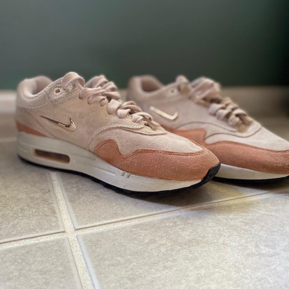 Nike Air Max 90